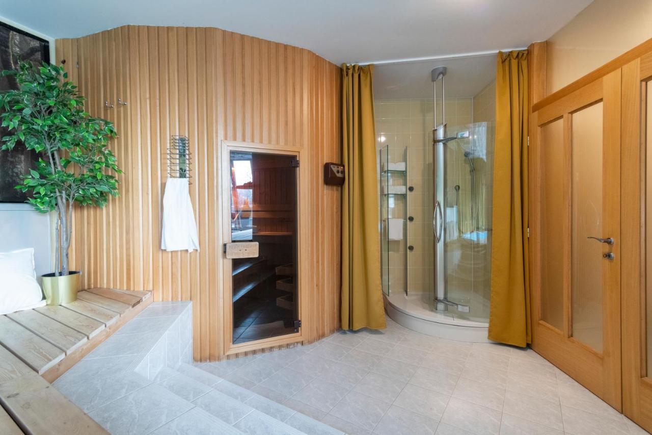 Unique Apartment With Private Pool, Cinema, Spa Praga Exterior foto